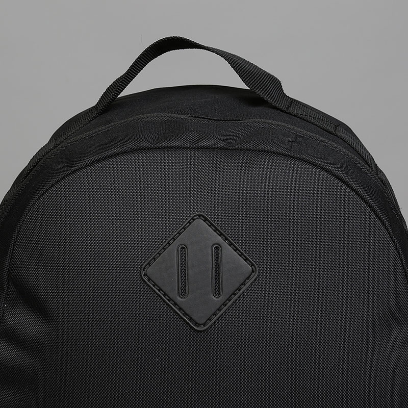  черный рюкзак Nike SB Icon Skateboarding Backpack 26L BA5727-010 - цена, описание, фото 2